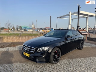 Mercedes-Benz E-klasse 220 d Prestige Plus Amg Pakket Pano Head up Widescreen Burmester 19inch Amg 360 Voll opties