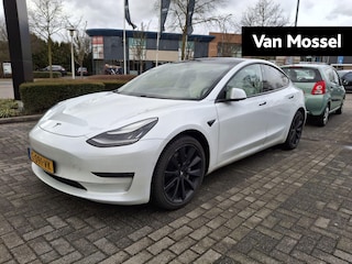 Tesla Model 3 Long Range AWD 75 kWh BTW AUTO | PANORAMADAK | LEDER | ELEKTRISCHE STOEL | CAMERA | AUTOPILOT | LMV | NAVIGATIE | 12 MAANDEN BOVAG GARANTIE |