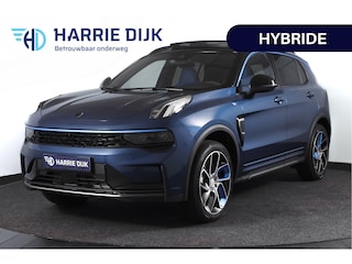 Lynk & Co 01 1.5 PHEV 261PK MY23 | Donkere hemel | 360 Camera | 7.4 kWh boordlader | S/K-panodak | Adapt. Cruise | Memory | Elek. klep | LM 20" | 0998