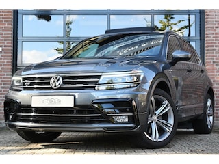 Volkswagen Tiguan 2.0 TSI 4Motion 2x R-LINE PANO Trekhaak Virtual '17