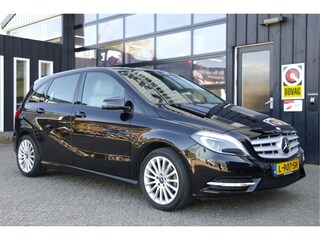 Mercedes-Benz B-klasse 180 Ambition Automaat | Cruise | Leder | Xenon | Navi