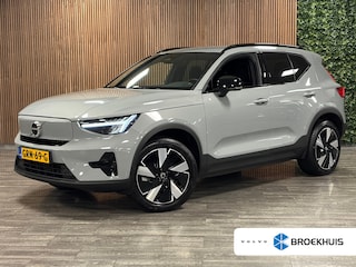 Volvo EX40 Recharge Single Motor Plus 70 kWh | Trekhaak | 100% SoH | Adaptieve Cruise Control | Stoel en Stuurwielverwarming | Parkeercamera | Pilot Assist | BLIS Dode Hoek Detectie | Microtech / Alcantara bekleding met wit stiksel en bies | Zitting verlenging voorstoelen | Google Infotainment | Warmtepomp | 19 Inch | Keyless Drive | Parkeersensoren voor+achter | Elektrisch bedienbare achterklep | Alarm Klasse III | DAB Radio | Apple Carplay/Android Auto | Draadloos telefoon opladen | Volvo On Call met mobiele App functie | Vapour Grey Metallic |