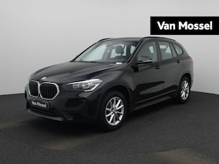 BMW X1 sDrive18iA | AUTOMAAT | LEDER | NAVIGATIE | CLIMATE CONTROL | ELEKTRISCHE ACHTERKLEP |