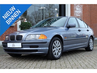 BMW 316i / Nette staat / 2 sets banden / 16" lichtmetalen velgen