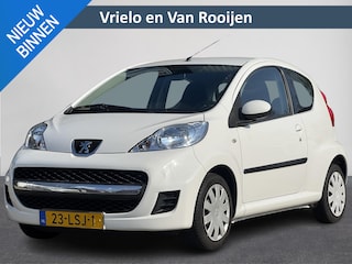 Peugeot 107 1.0-12V XS | Elektrische ramen  | Centrale deurvergrendeling  | Radio | ( Vestiging - Nieuwegein )