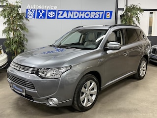 Mitsubishi Outlander 2.0 PHEV instyle // Leer // Schuifdak // Xenon