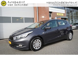 Kia Ceed 1.6 111PK 5 DEURS AIRCO TREKHAAK RADIO CD AUX USB 4X ELECTR.RAMEN/SPIEGELS