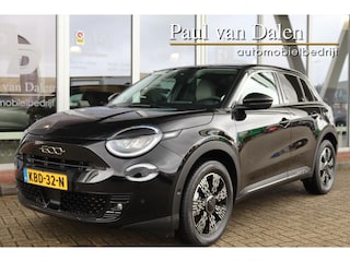 Fiat 600 1.2 Hybrid AUTOMAAT URBAN Camera | Cruise | Clima | Carplay | PDC v-a | Stoelverwarming |