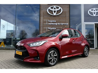 Toyota Yaris 1.5 Hybrid Dynamic Automaat 116pk | 1e eigenaar | NL-auto | Parkeersensoren vóór én achter |