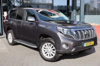 Toyota Land Cruiser 2.8 D-4D 5DRS EXECUTIVE A/T VAN