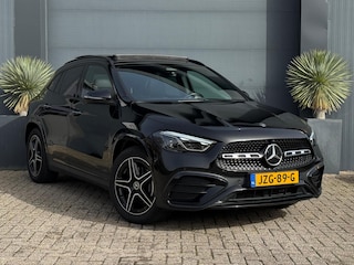 Mercedes-Benz GLA 200 AMG Line | Panorama | Keyless | Digital Light