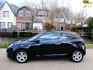 Alfa Romeo Mito 1.4 Distinctive 105pk Clima Cruise Leder Geen import