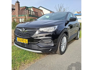 Opel Grandland X 1.6 Turbo Hybrid Elegance