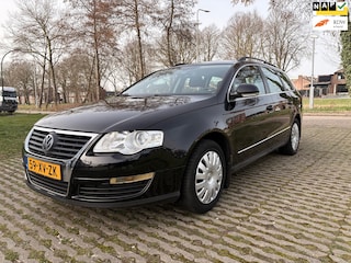 Volkswagen Passat Variant 2.0 FSI Comfortline Business - airco - cruise control