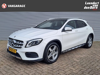 Mercedes-Benz GLA 180 Business Solution AMG | Trekhaak | Automaat | Cruise | Pano Dak | Navi | Camera | AMG-styling