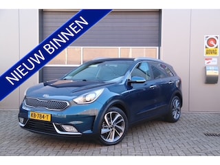 Kia Niro 1.6 GDi ExecutiveLine, Stoel Verwarming/Ventilatie, Stuurverwarmd, Trekhaak, Camera, Navi