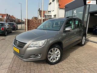 Volkswagen Tiguan 1.4 TSI Comfort&Design 4Motion|1e Eigenaar|Navi|Airco|Parrot