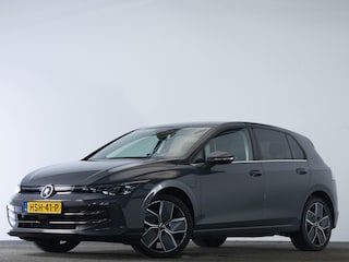 Volkswagen Golf 1.5 eHybrid 204 PK Style Edition | IQ LED | Camera | Trekhaak | Adaptive CruiseControl | Side Assist |