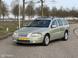 Volvo V70 2.5T Momentum 2006