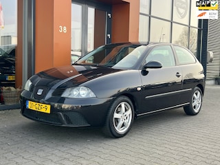 Seat Ibiza 1.4-16V|Airco|Cruise|Bekerhouder|APK 2027|Aux