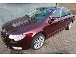 Skoda Superb 3.6 FSI Elegance Business Line Zeer nette Complete en zeer goedonderhouden auto
