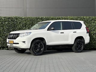 Toyota Land Cruiser 2.8 D-4D-F Comfort High Roof Window Van, EURO 6, NAVI, KEYLESS, CRUISE CONTROL, CLIMATE CONTROL, TREKHAAK, LICHTMETAAL 16"