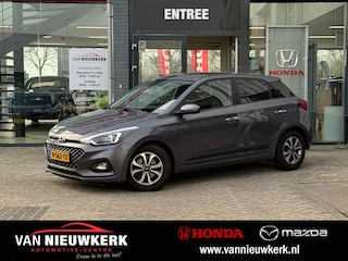 Hyundai i20 1.0 T-GDI 100PK Automaat Premium | Navigatie | Camera | PDC Voor en Achter |