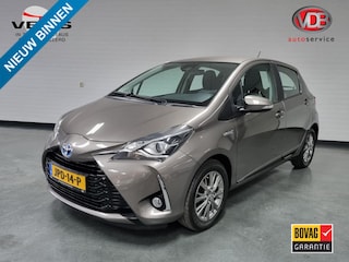 Toyota Yaris 1.5 Hybrid Design/ Navi