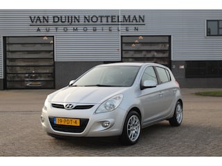 Hyundai i20 1.2i i-Motion / Airco / LMV 16" / N.A.P.
