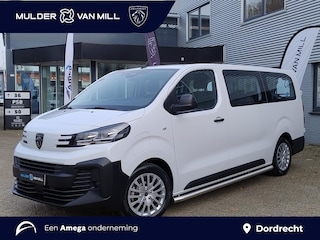 Peugeot Expert Combi L3 75 kWh 136pk | 9-persoons | 17 inch stalen velg met design dop | Sidebars | Trekhaak | van €63.276 voor €49.225 incl. BTW | Taxi ombouw mogelijk