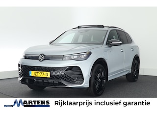 Volkswagen Tiguan 1.5 272pk eHybrid R-Line Edition Black Style Trekhaak Camera Keyless Massage Virtual Cockpit Panoramadak Carplay