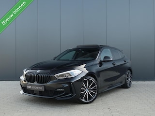 BMW 118i High Executive M Pakket|ACC|Camera|Pano|Kuipstoelen