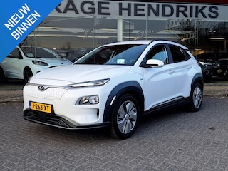 Hyundai Kona EV Fashion 64 kWh | SOH: 96,4% | 3 Fase | Warmtepomp | HUD | Navi | Adaptive CC | Blindspot |