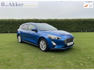 Ford Focus Wagon 1.0 125PK EcoBoost Titanium Business I Heads up I Dealer ond I Cruise adap I Camera I Stoel/stuur/voorruit vw