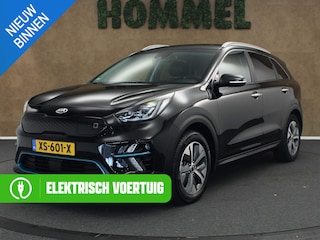 Kia Niro e-Niro ExecutiveLine 64 kWh - ORIGINEEL NEDERLANDSE AUTO - AFNEEMBARE TREKHAAK - 750KG TREKGEWICHT - STOELVERWARMING & VENTILATIE VOOR - STUURVERWARMING - ACHTERBANK VERWARMD - APPLE CARPLAY/ANDROID AUTO