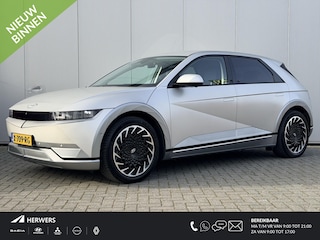 Hyundai Ioniq 5 Lounge AWD 77.4 kWh Automaat / 1e Eigenaar / Zwart Leder / Stoelverkoeling / Stoelverwarming Voor + Achter / Stuurverwarming / Dynamische Navigatie / HUD / 360 Camera / NL Auto /