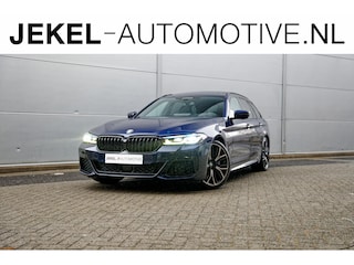 BMW 5-serie Touring 540d xDrive M-Sport Stoelventilatie, Panoramadak, H/K Geluidsinstallatie, Active steering, Key less Entry, Apple carPlay, Camera, Stoelverw. V+A