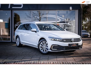 Volkswagen Passat Variant 1.4 TSI PHEV GTE Business|Trekh|ACC|Stoel/Stuurverwarming|Carplay|Cam|Standkachel|Hold|3 Zone climate|