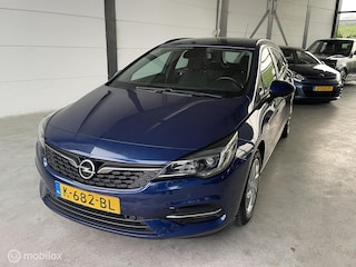 Opel Astra Sports Tourer 1.2 Business Elegance