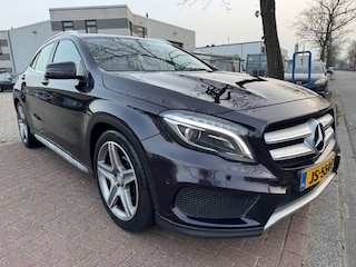 Mercedes-Benz GLA 200 AMG Line Ambition Automaat Airco,Navigatie,Leder/Alcantara interieur Origineel Nederlandse Auto