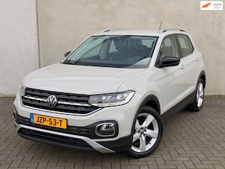 Volkswagen T-Cross 1.0 TSI Style LED 17'' Stoelverw CarPlay