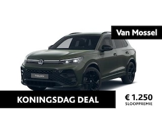 Volkswagen Tiguan 1.5 eHybrid R-Line Edition 272 PK| Trekhaak | 360 Camera | Navigatie Groot | Head-Updisplay | LED Matrix | Stoelverwarming | Stuurwielverwarming