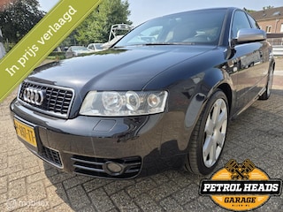 Audi A4 4.2 V8 quattro S4 Pro Line