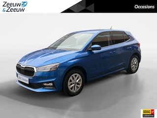 Skoda Fabia 1.0 TSI Selection 116PK AUTOMAAT | Stoel- stuurverwarming | Cruise Control | Climate Control | Parkeersensoren achter | Lichtmetalen velgen | Bluetooth voorbereiding |