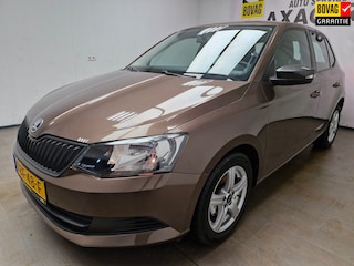 Skoda Fabia 1.0 Active KM GARANTIE ! BOVAG GARANTIE ! NIEUWE APK !