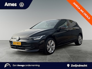 Volkswagen Golf 1.5 204pk eHybrid Life Edition Zijruiten achter en achterruit getint | Navigatie 'Discover' | Achteruitrijcamera 'Rear View'