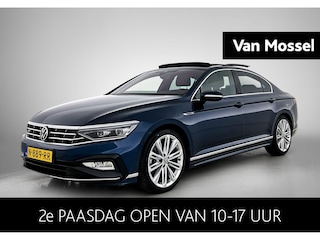 Volkswagen Passat 1.5 TSI R-Line | 150 PK | Automaat | Leder | Trekhaak | Digital Cockpit PRO | Navigatie PRO (Groot Scherm) | Panorama Dak | Keyless | 360* Camara (Helicopter) | Stoelverwarming
