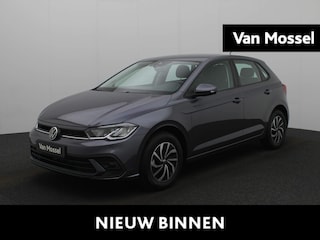 Volkswagen Polo 1.0 TSI Life | 95 PK | Airco | Digital Cockpit | Parkeersensoren Voor + Achter | Trekhaak (Afneembaar) | App Connect