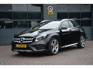 Mercedes-Benz GLA 180 Business Solution AMG Night Upgrade