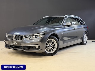 BMW 3-serie Touring 318i High Executive Automaat | Leder | Stoelverwarming | Full LED | Navi | PDC V+A